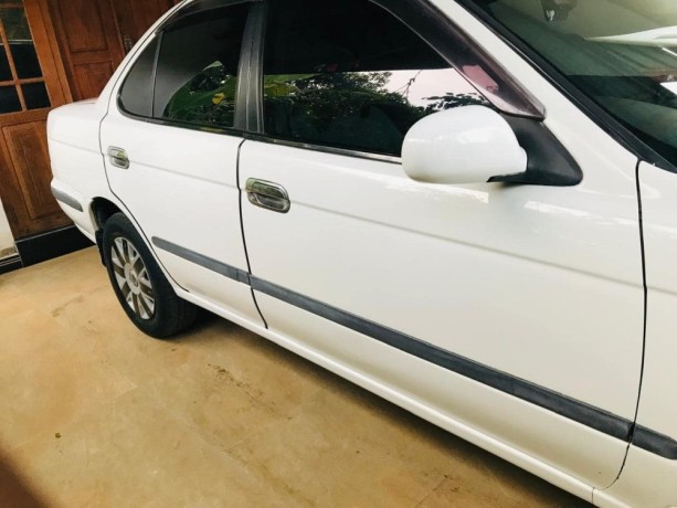 nissan-sunny-fb15-big-3