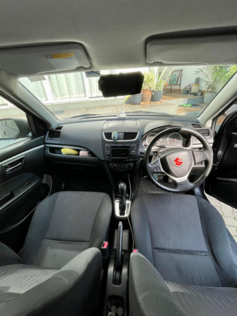 suzuki-swift-2011-big-3