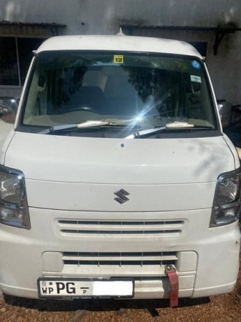 suzuki-every-2011-big-0