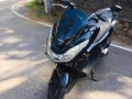 honda-pcx-2017-small-4