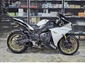 yamaha-r1-2014-small-4