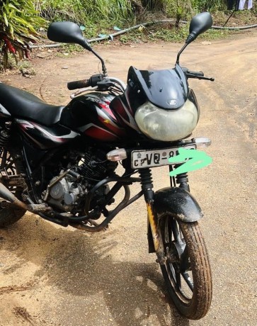 bajaj-discover-100-2010-big-5