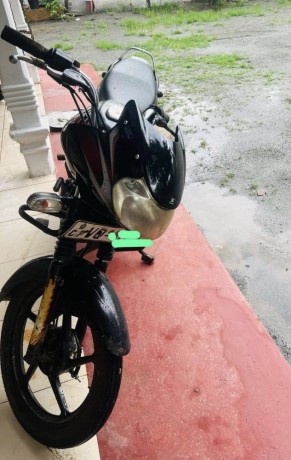 bajaj-discover-100-2010-big-0