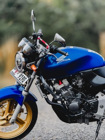 honda-hornet-250-2006-big-1