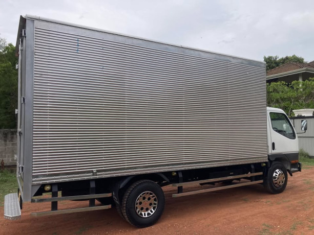 mitsubishi-canter-hd-big-7