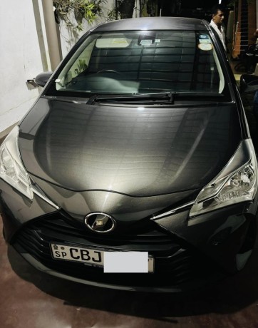 toyota-vitz-2017-big-0