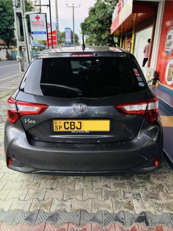 toyota-vitz-2017-big-1