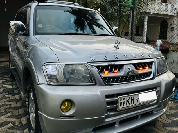mitsubishi-montero-v6-big-3