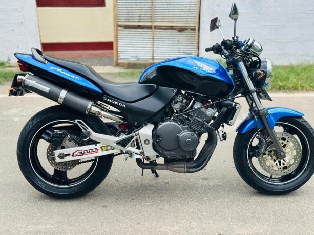 honda-hornet-ch150-2015-big-3
