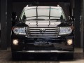 toyota-landcruiser-v8-small-2