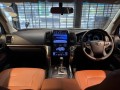 toyota-landcruiser-v8-small-4