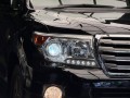 toyota-landcruiser-v8-small-0