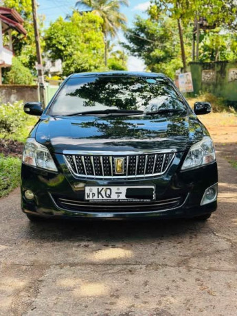toyota-premio-g-superior-big-1