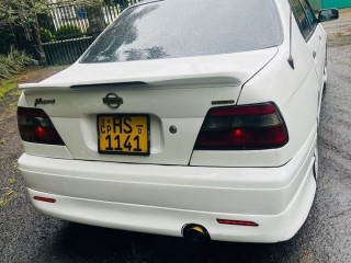 nissan-bluebird-2003