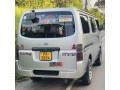 nissan-caravan-e25-2006-small-1