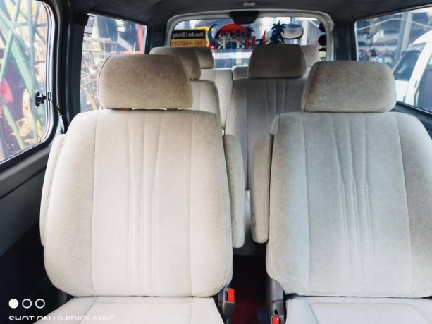 nissan-caravan-e25-2006-big-4