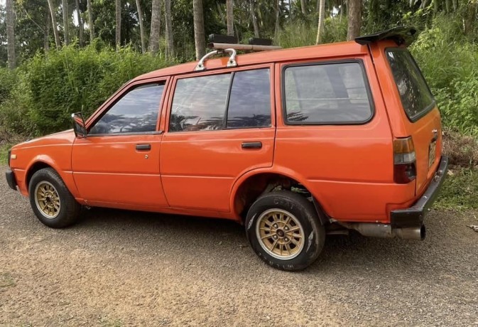 nissan-sunny-ad-wagon-big-4
