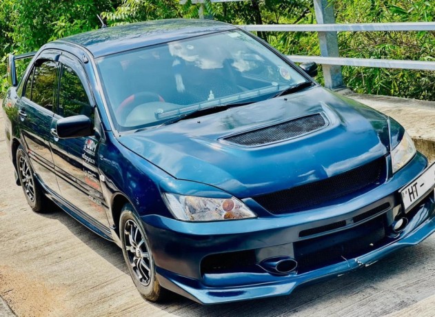 mitsubishi-lancer-cs1-glx-big-0