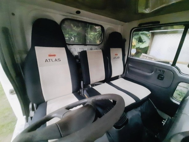 nissan-atlas-lorry-big-3