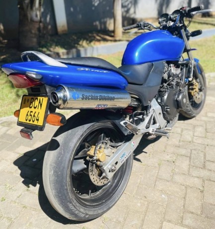 honda-hornet-ch140-2015-big-1
