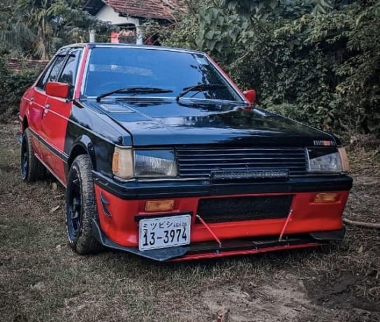 mitsubishi-lancer-box-big-2