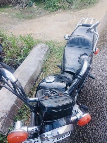 yamaha-sr-125-registered-big-0