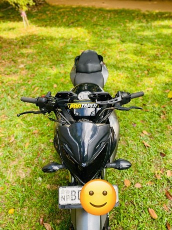 bajaj-pulsar-ns200-bs4-2018-big-5