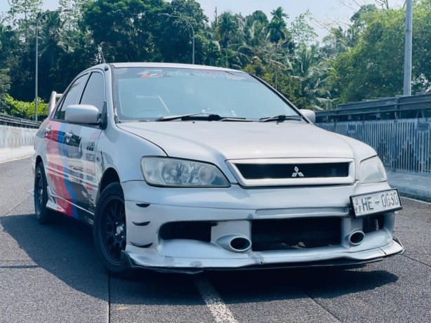 mitsubishi-lancer-cs1-2002-big-2