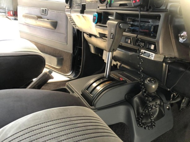 toyota-land-cruiser-box-prado-lj78-big-8