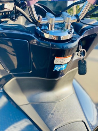 honda-pcx-2019-big-6