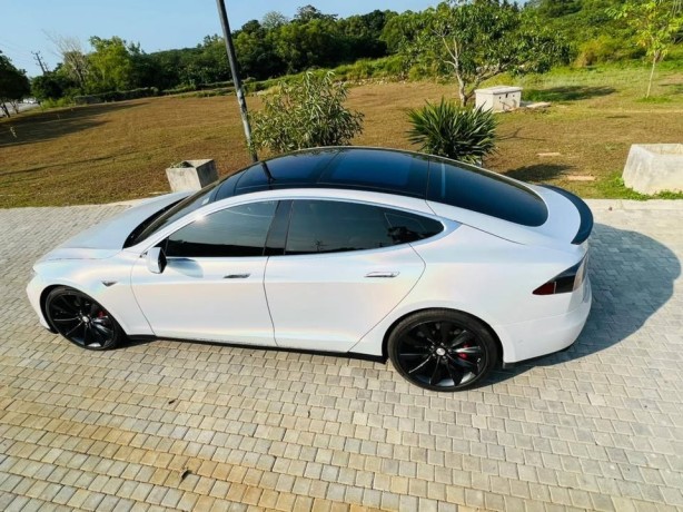 tesla-model-s-p-90-dl-dual-motor-ludicrous-big-0
