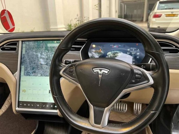 tesla-model-s-p-90-dl-dual-motor-ludicrous-big-2