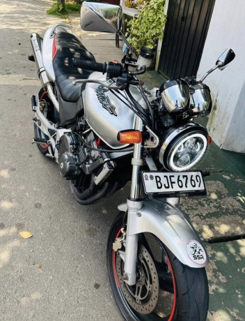 honda-hornet-ch125-2023-big-0