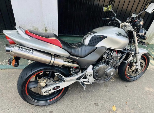 honda-hornet-ch125-2023-big-5