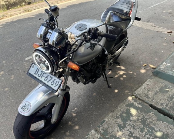 honda-hornet-ch125-2023-big-2