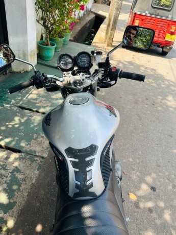 honda-hornet-ch125-2023-big-7