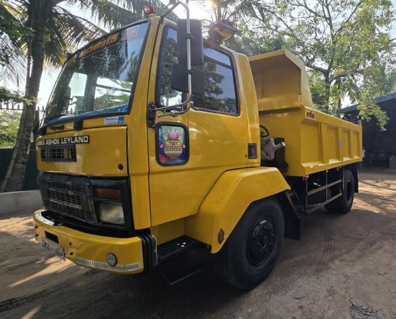 leyland-cargo-1613-big-4