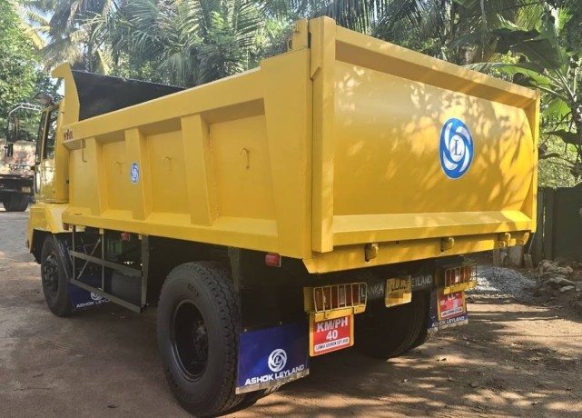 leyland-cargo-1613-big-3