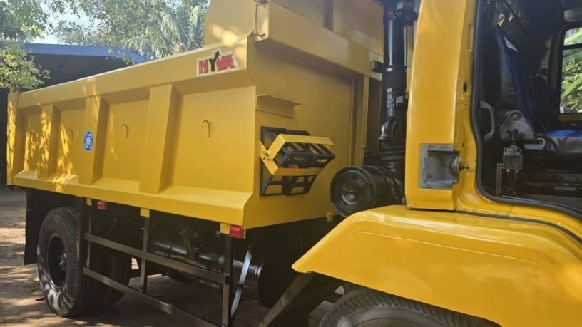 leyland-cargo-1613-big-0