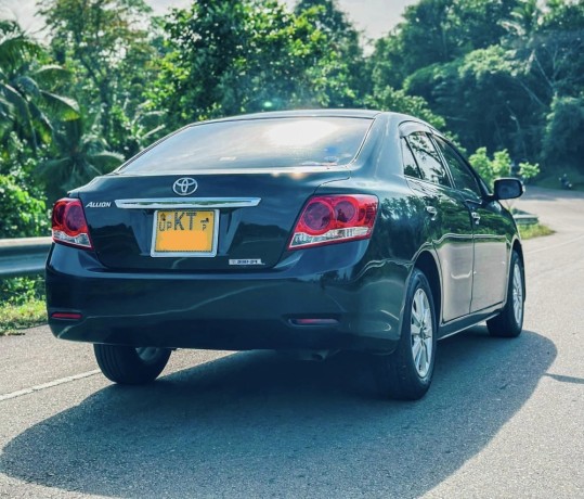 toyota-allion-260-big-1