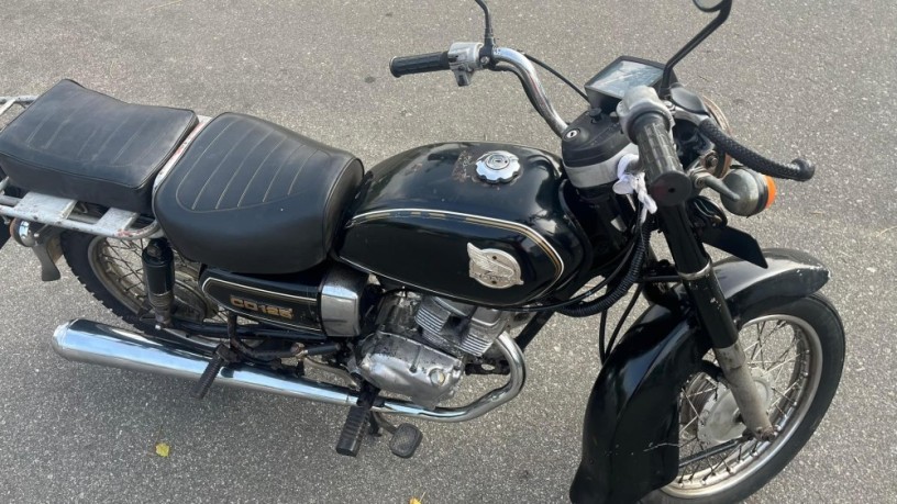 honda-cd125-twin-big-3