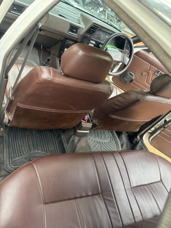 nissan-sunny-b12-big-5
