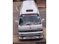 nissan-caravan-1995-small-0