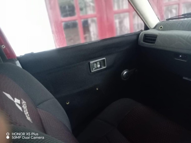 mitsubishi-lancer-box-big-1