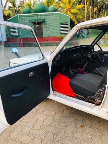 toyota-corolla-ke20-deluxe-big-8
