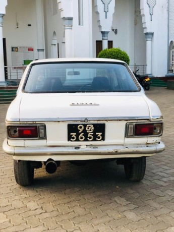 toyota-corolla-ke20-deluxe-big-1