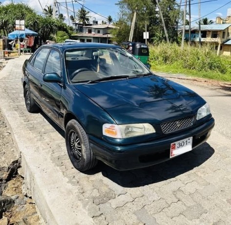 toyota-sprinter-110-big-0