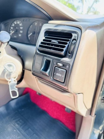 toyota-sprinter-110-big-10