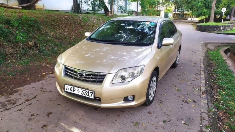 corolla-axio-big-1