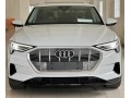 all-new-audi-e-tron-q8-2024-small-5